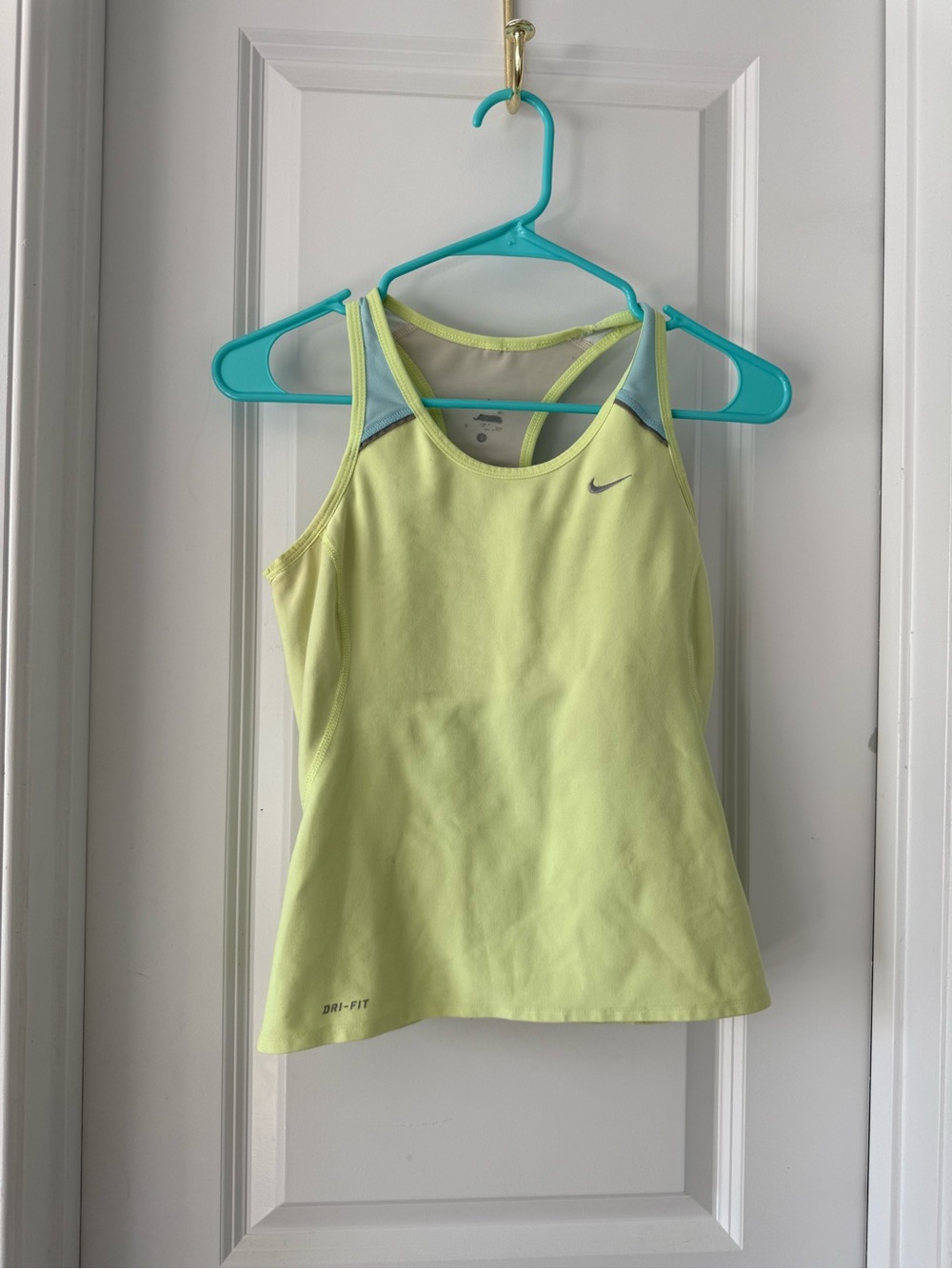 Vintage / Y2K Nike Dri-FIT Racerback Athletic Tank Top with Back Pockets